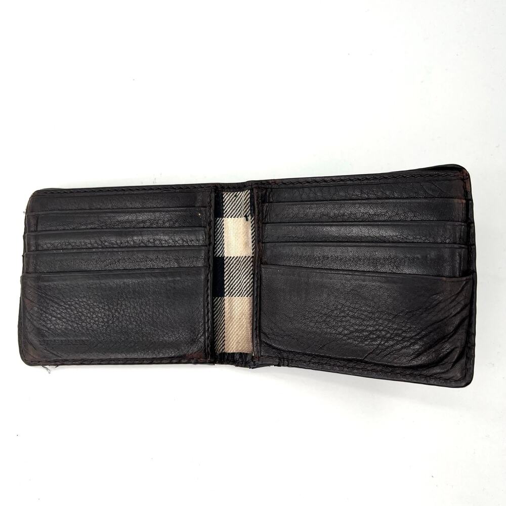 Burberry men’s leather wallet with metal logo - Picture 6 of 6